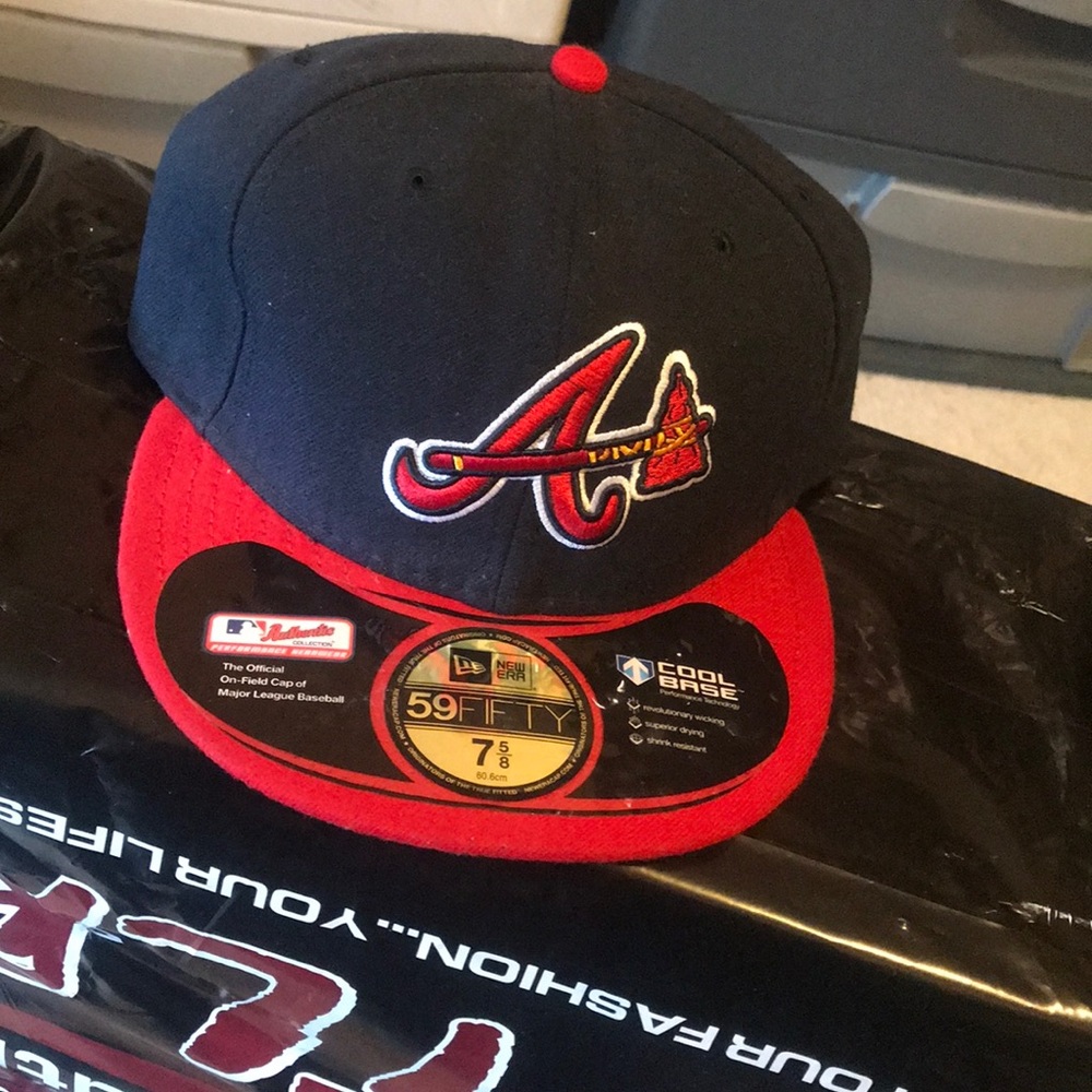 New era fitted hat